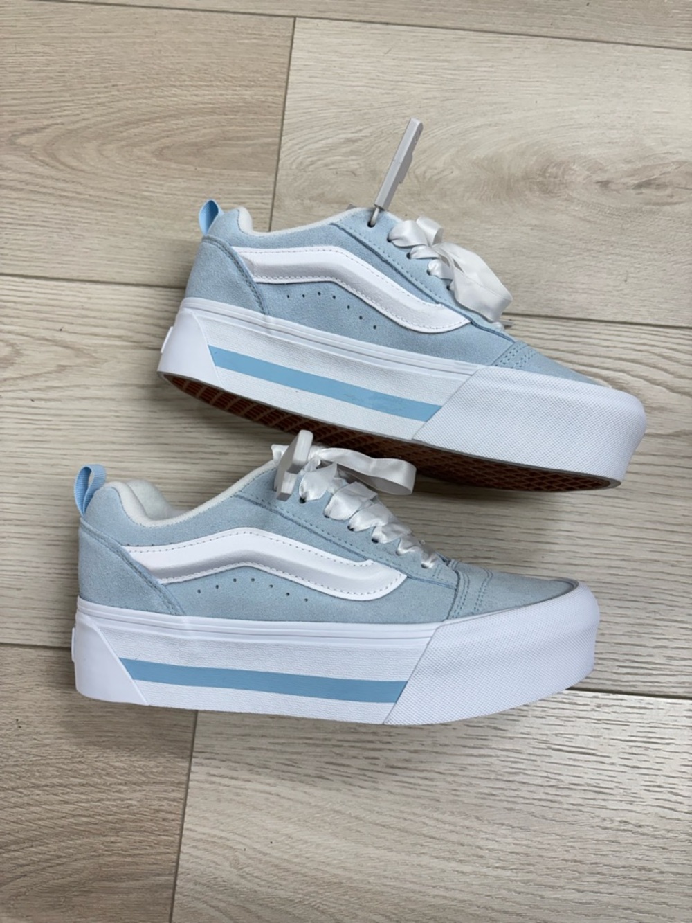 New Vans Knu Stack Vintage Satin Platform Sneakers - Picture 2 of 8